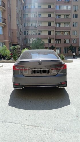 Toyota Camry-4