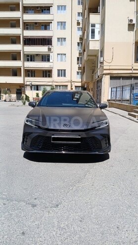 Toyota Camry-1