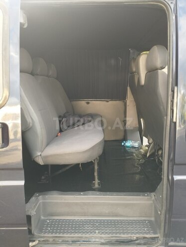 Ford Transit-19