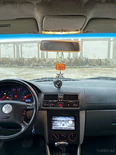 Volkswagen Jetta-9
