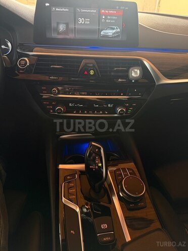 BMW 530-14