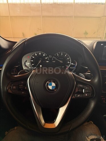 BMW 530-15