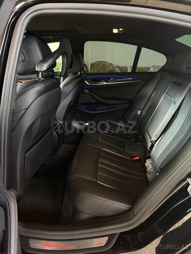 BMW 530-11