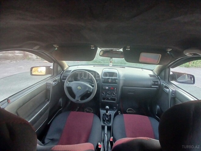 Opel Astra-7