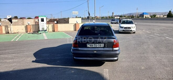 Opel Astra-4