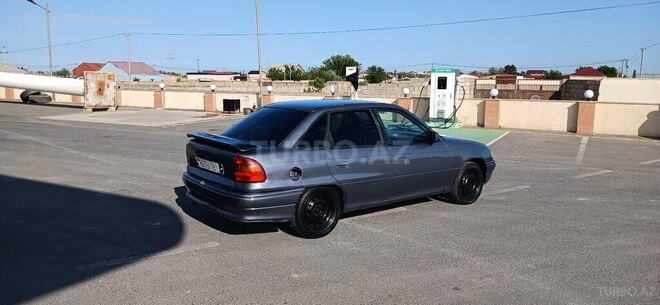 Opel Astra-8
