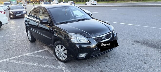 Kia Rio-1