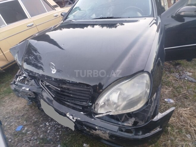 Mercedes S 320-4