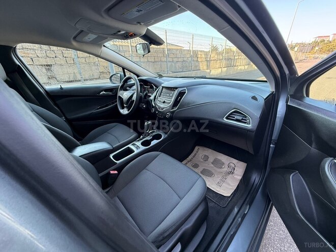 Chevrolet Cruze-8