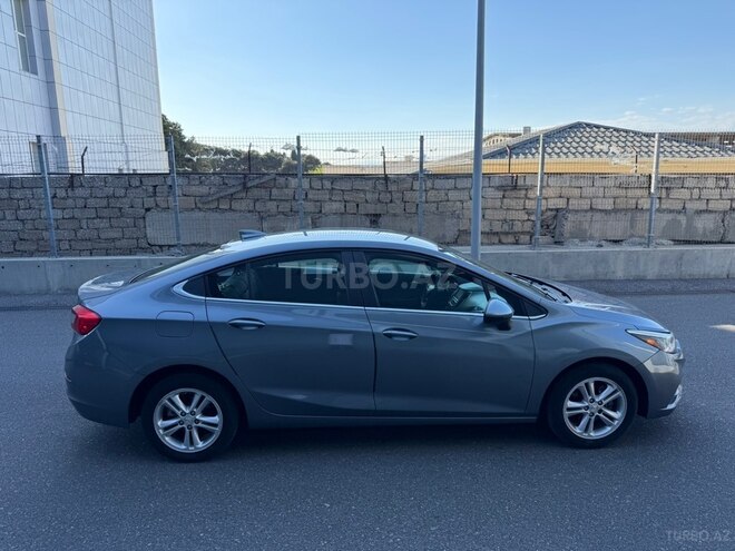 Chevrolet Cruze-5