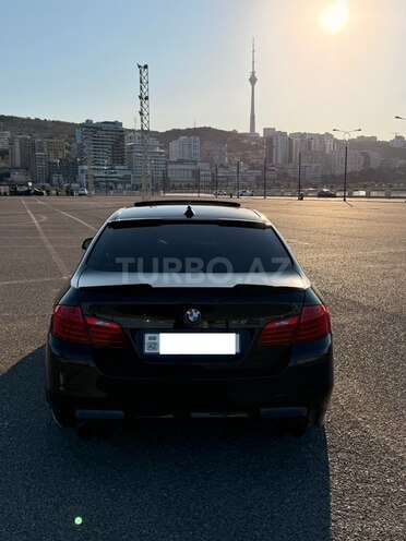 BMW 528-2