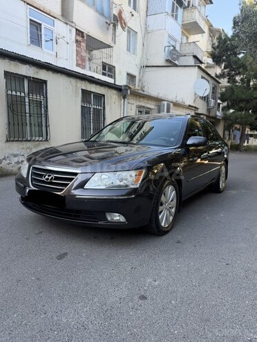 Hyundai Sonata-1