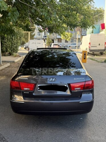 Hyundai Sonata-6