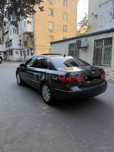 Hyundai Sonata-14