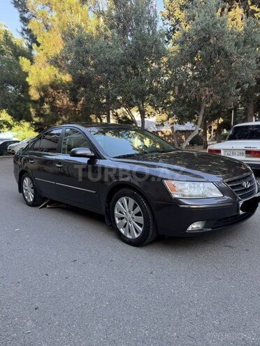 Hyundai Sonata-10