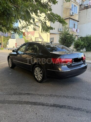 Hyundai Sonata-8