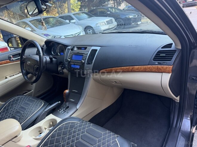 Hyundai Sonata-18