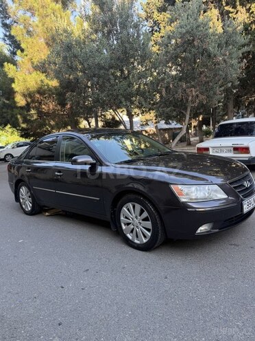 Hyundai Sonata-11