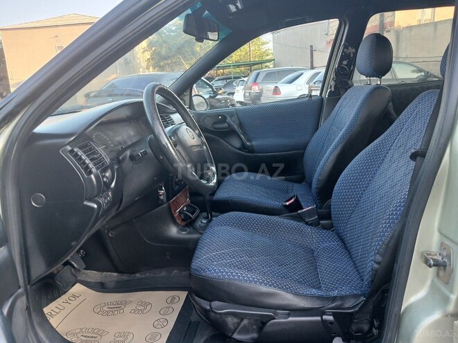 Opel Vectra-6