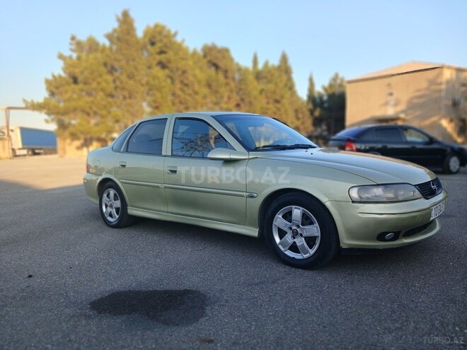 Opel Vectra-10