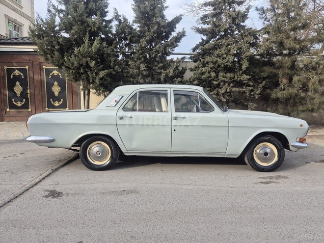 GAZ 24 "Volga"-3