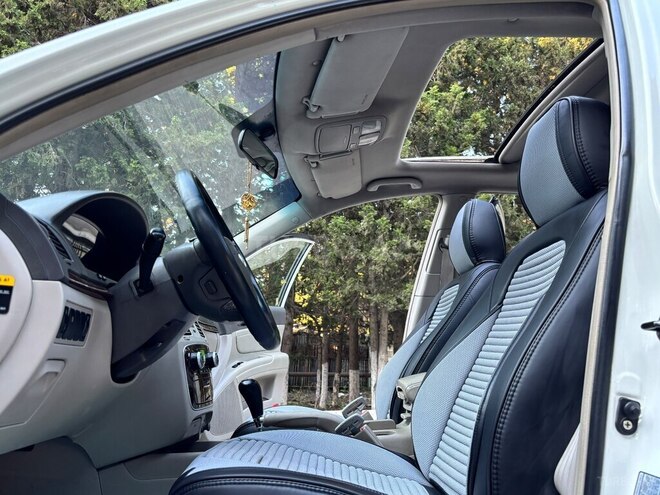 Hyundai Sonata-6