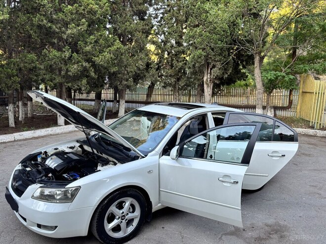 Hyundai Sonata-7