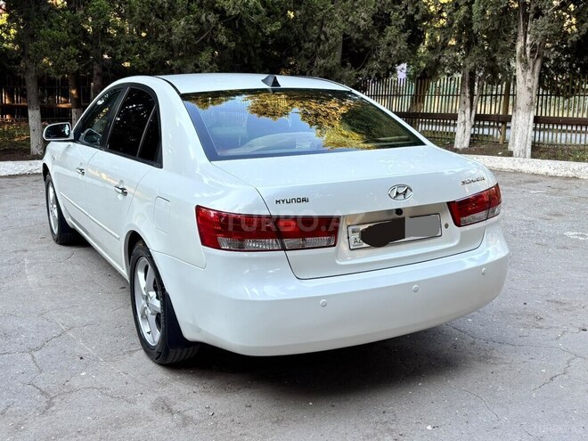 Hyundai Sonata-19