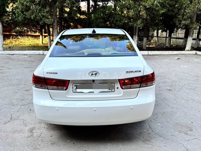 Hyundai Sonata-20