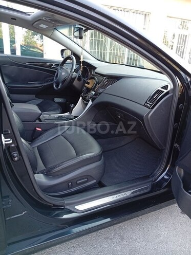 Hyundai Sonata-9