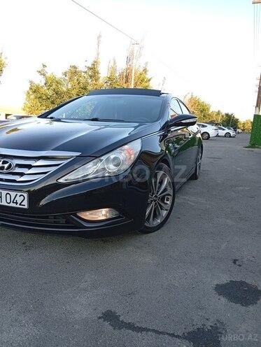 Hyundai Sonata-13