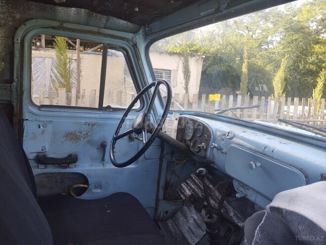 GAZ 52-5