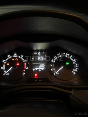 Skoda Rapid-9