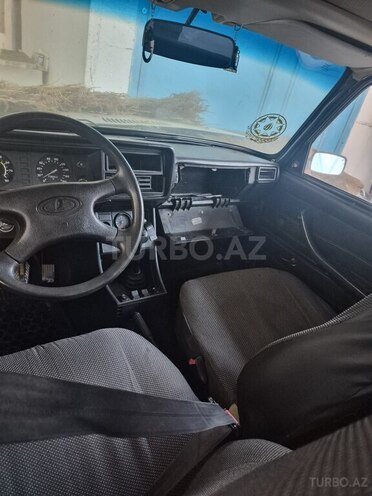 LADA (VAZ) 2107-2