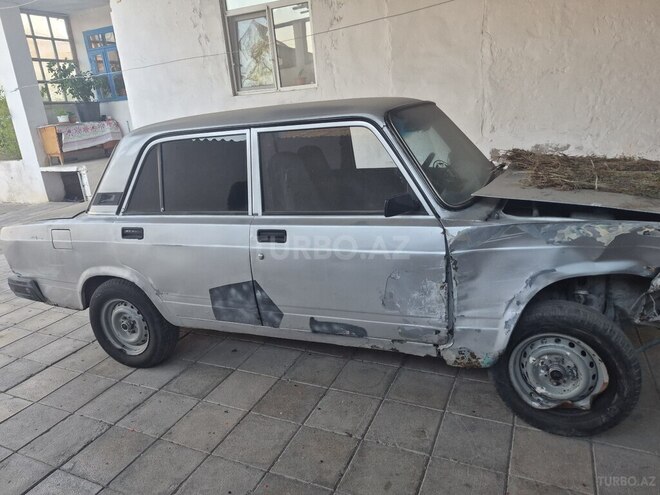 LADA (VAZ) 2107-6