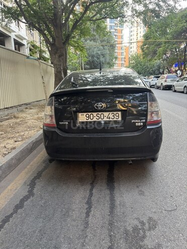 Toyota Prius-2