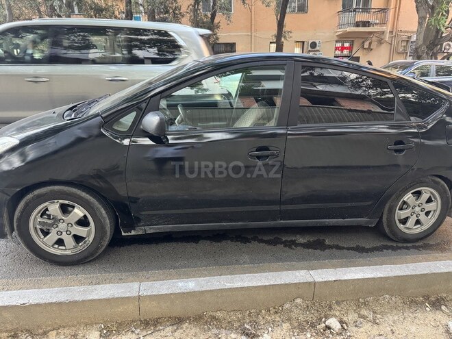 Toyota Prius-3