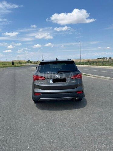 Hyundai Santa Fe-4