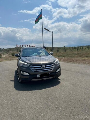 Hyundai Santa Fe-1