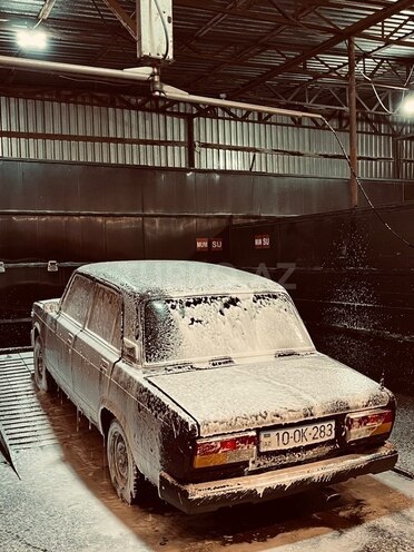 LADA (VAZ) 2107-4