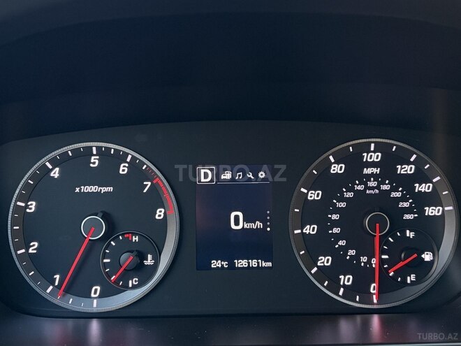 Hyundai Sonata-13