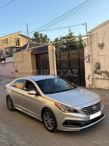 Hyundai Sonata-4