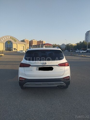 Hyundai Santa Fe-2