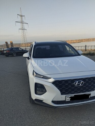 Hyundai Santa Fe-6