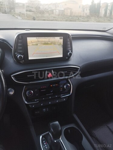 Hyundai Santa Fe-10