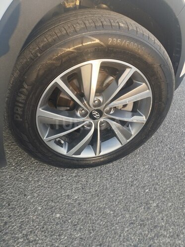 Hyundai Santa Fe-14