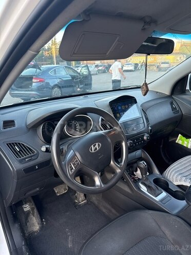 Hyundai ix35-10