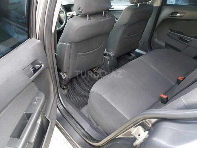 Opel Astra-11