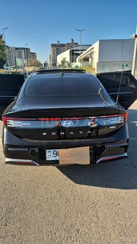 Hyundai Sonata-2