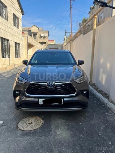 Toyota Highlander-2